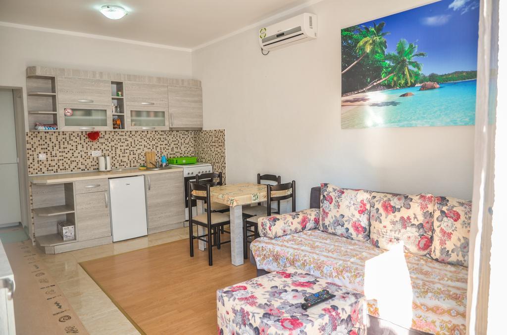 Apartments Paradise Ulcinj Eksteriør billede